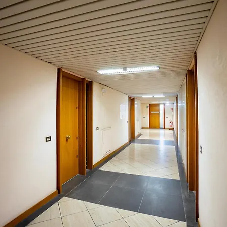 Guesthost - Casa Frida, With Balcony Appartamento *