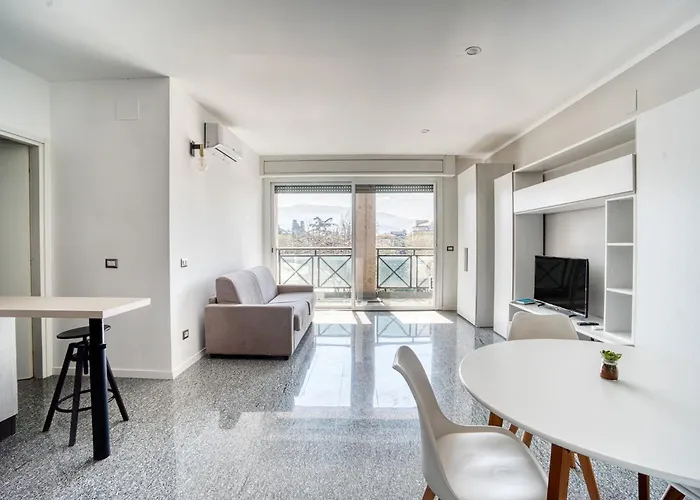 Guesthost - Casa Frida, With Balcony Appartamento *