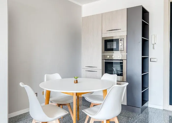 Appartamento Guesthost - Casa Frida, With Balcony Foligno