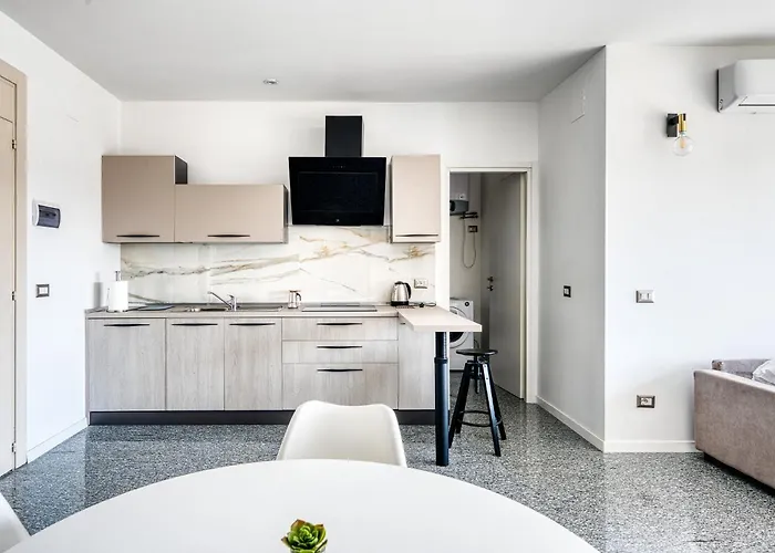 Appartamento Guesthost - Casa Frida, With Balcony