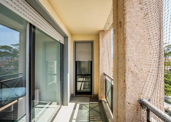 Guesthost - Casa Frida, With Balcony Appartamento Foligno